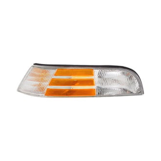 Eagle Eyes® - Driver Side Replacement Turn Signal/Corner Light (Standard Line)