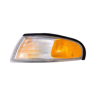 Eagle Eyes® - Driver Side Replacement Turn Signal/Corner Light (Standard Line)