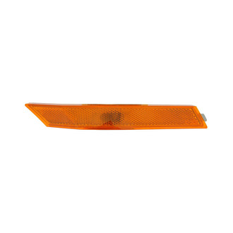 Eagle Eyes® - Passenger Side Replacement Side Marker Light (Standard Line)