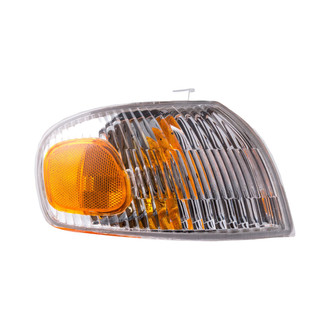 Eagle Eyes® - Passenger Side Replacement Turn Signal/Corner Light (Standard Line)