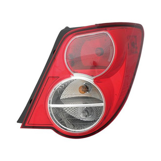 Eagle Eyes® - Passenger Side Replacement Tail Light (Standard Line)