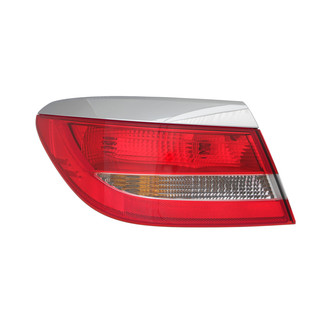 Eagle Eyes® - Factory Replacement Tail Lights