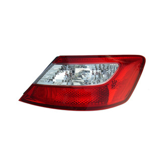 Eagle Eyes® - Passenger Side Replacement Tail Light (Standard Line)