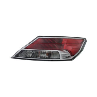 Eagle Eyes® - Passenger Side Replacement Tail Light (Standard Line)