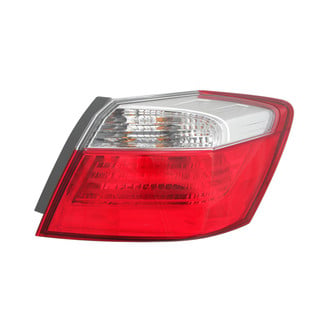 Eagle Eyes® - Passenger Side Outer Replacement Tail Light (Standard Line)