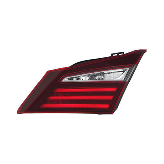 Eagle Eyes® - Passenger Side Inner Replacement Tail Light (Standard Line)