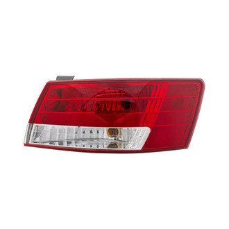 Eagle Eyes® - Passenger Side Outer Replacement Tail Light (Standard Line)