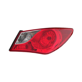 Eagle Eyes® - Passenger Side Outer Replacement Tail Light (Standard Line)