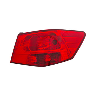 Eagle Eyes® - Passenger Side Outer Replacement Tail Light (Standard Line)