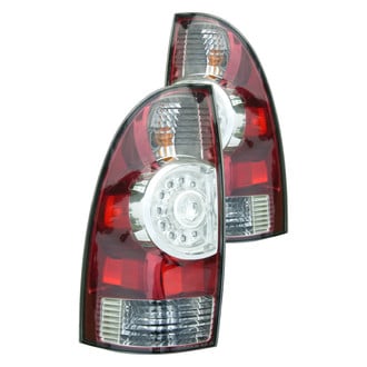 Eagle Eyes® - Driver and Passenger Side Replacement Tail Lights (Standard Line)