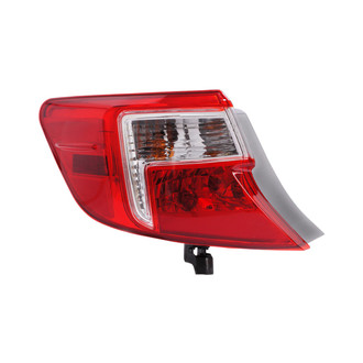 Eagle Eyes® - Driver Side Outer Replacement Tail Light (Standard Line)