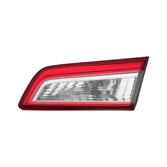 Eagle Eyes® - Passenger Side Inner Replacement Tail Light (Standard Line)