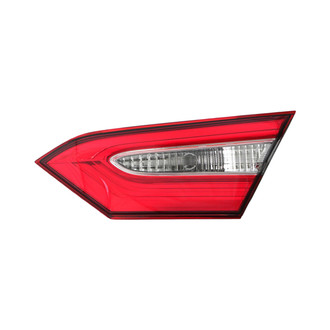 Eagle Eyes® - Passenger Side Inner Replacement Tail Light (Standard Line)