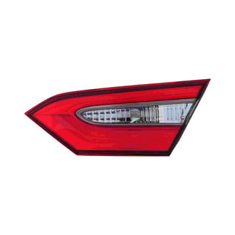 Eagle Eyes® - Passenger Side Inner Replacement Tail Light (Standard Line)