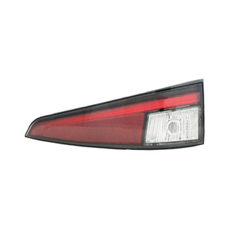 Eagle Eyes® - Passenger Side Lower Replacement Backup Light Lens and Housing (CAPA Certified)