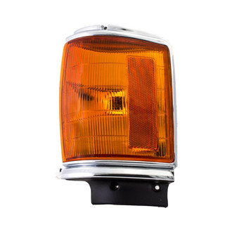 Eagle Eyes® - Driver Side Replacement Turn Signal/Corner Light (Standard Line)