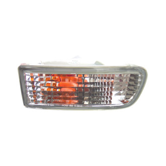Eagle Eyes® - Passenger Side Replacement Turn Signal/Parking Light (Standard Line)