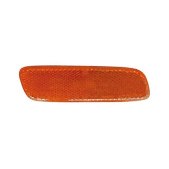 Eagle Eyes® - Passenger Side Replacement Side Marker Light (Standard Line)