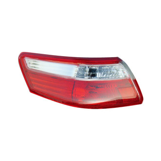 Eagle Eyes® - Driver Side Outer Replacement Tail Light Lens and Housing (Standard Line)