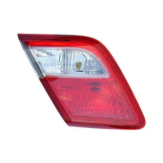 Eagle Eyes® - Driver Side Inner Replacement Tail Light Lens and Housing (Standard Line)