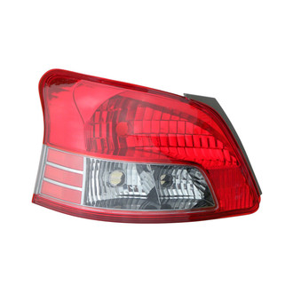 Eagle Eyes® - Driver Side Replacement Tail Light Lens and Housing (Standard Line)
