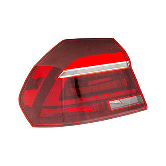 Eagle Eyes® - Driver Side Outer Replacement Tail Light (Standard Line)