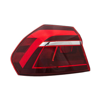 Eagle Eyes® - Driver Side Outer Replacement Tail Light (Standard Line)