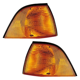 Eagle Eyes® - Driver Side Replacement Turn Signal/Corner Light Set (Standard Line)