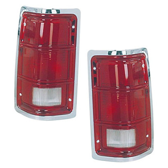 Eagle Eyes® - Driver and Passenger Side Replacement Tail Lights (Standard Line)