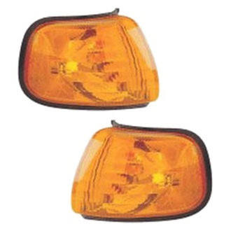 Eagle Eyes® - Driver Side Replacement Turn Signal/Corner Light Set (Standard Line)
