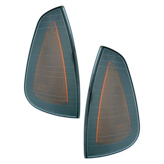 Eagle Eyes® - Driver Side Replacement Turn Signal/Corner Light Set (Standard Line)