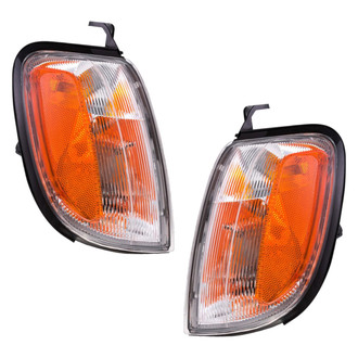 Eagle Eyes® - Driver Side Replacement Turn Signal/Corner Light Set (Standard Line)