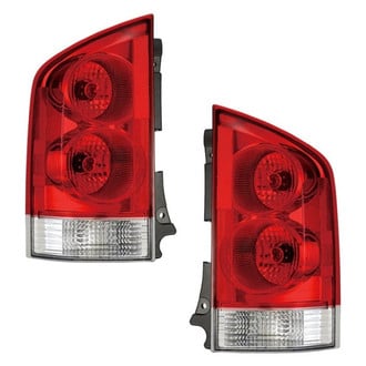 Eagle Eyes® - Driver and Passenger Side Replacement Tail Lights (Standard Line)