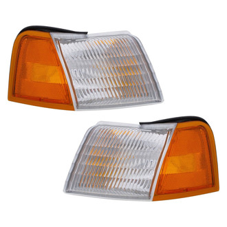 Eagle Eyes® - Driver Side Replacement Turn Signal/Corner Light Set (Standard Line)