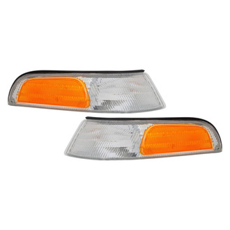 Eagle Eyes® - Driver Side Replacement Turn Signal/Corner Light Set (Standard Line)