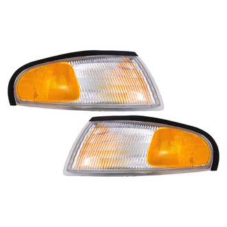 Eagle Eyes® - Driver Side Replacement Turn Signal/Corner Light Set (Standard Line)