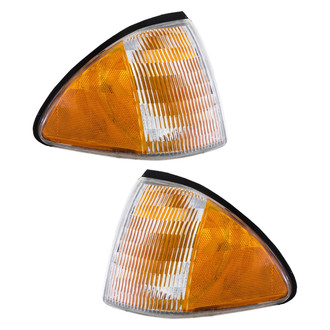 Eagle Eyes® - Driver Side Replacement Turn Signal/Corner Light Set (Standard Line)