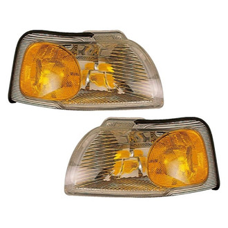 Eagle Eyes® - Driver Side Replacement Turn Signal/Corner Light Set (Standard Line)