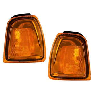 Eagle Eyes® - Driver Side Replacement Turn Signal/Corner Light Set (Standard Line)