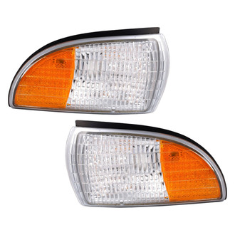Eagle Eyes® - Driver Side Replacement Turn Signal/Corner Light Set (Standard Line)