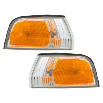 Eagle Eyes® - Driver Side Replacement Turn Signal/Corner Light Set (Standard Line)