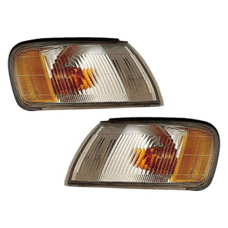 Eagle Eyes® - Driver Side Replacement Turn Signal/Corner Light Set (Standard Line)