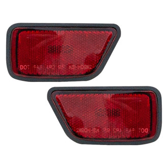 Eagle Eyes® - Rear Driver Side Replacement Side Marker Light Set (Standard Line)