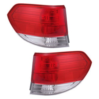 Eagle Eyes® - Driver and Passenger Side Outer Replacement Tail Light Lens and Housings (Standard Line)