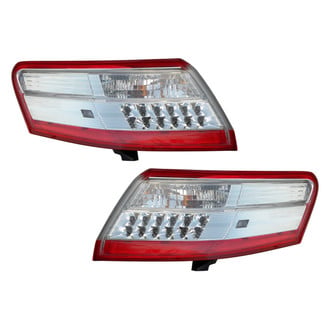 Eagle Eyes® - Driver and Passenger Side Outer Replacement Tail Lights (Standard Line)