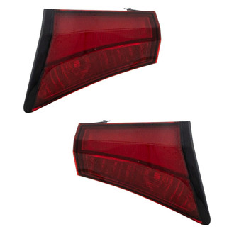 Eagle Eyes® - Factory Replacement Tail Lights