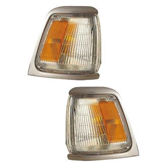 Eagle Eyes® - Driver Side Replacement Turn Signal/Corner Light Set (Standard Line)
