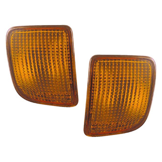 Eagle Eyes® - Driver Side Replacement Turn Signal/Parking Light Set (Standard Line)