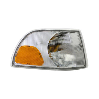 Eagle Eyes® - Passenger Side Replacement Turn Signal/Corner Light (Standard Line)