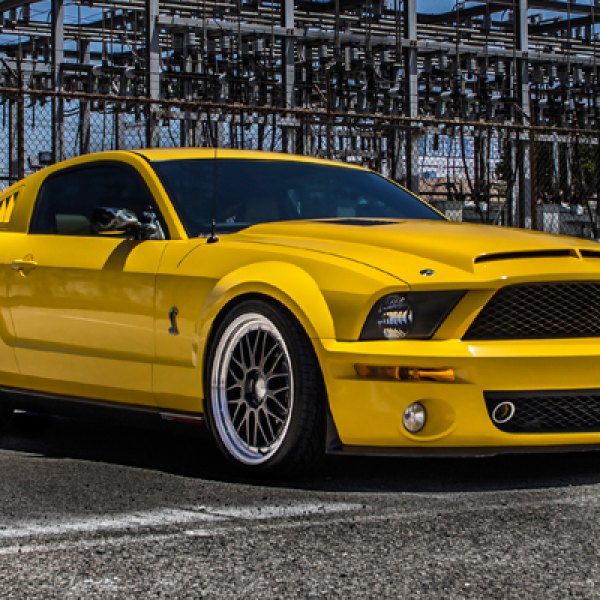 EUROTEK® - UO03 Hyper Black with Machined Lip on Ford Mustang